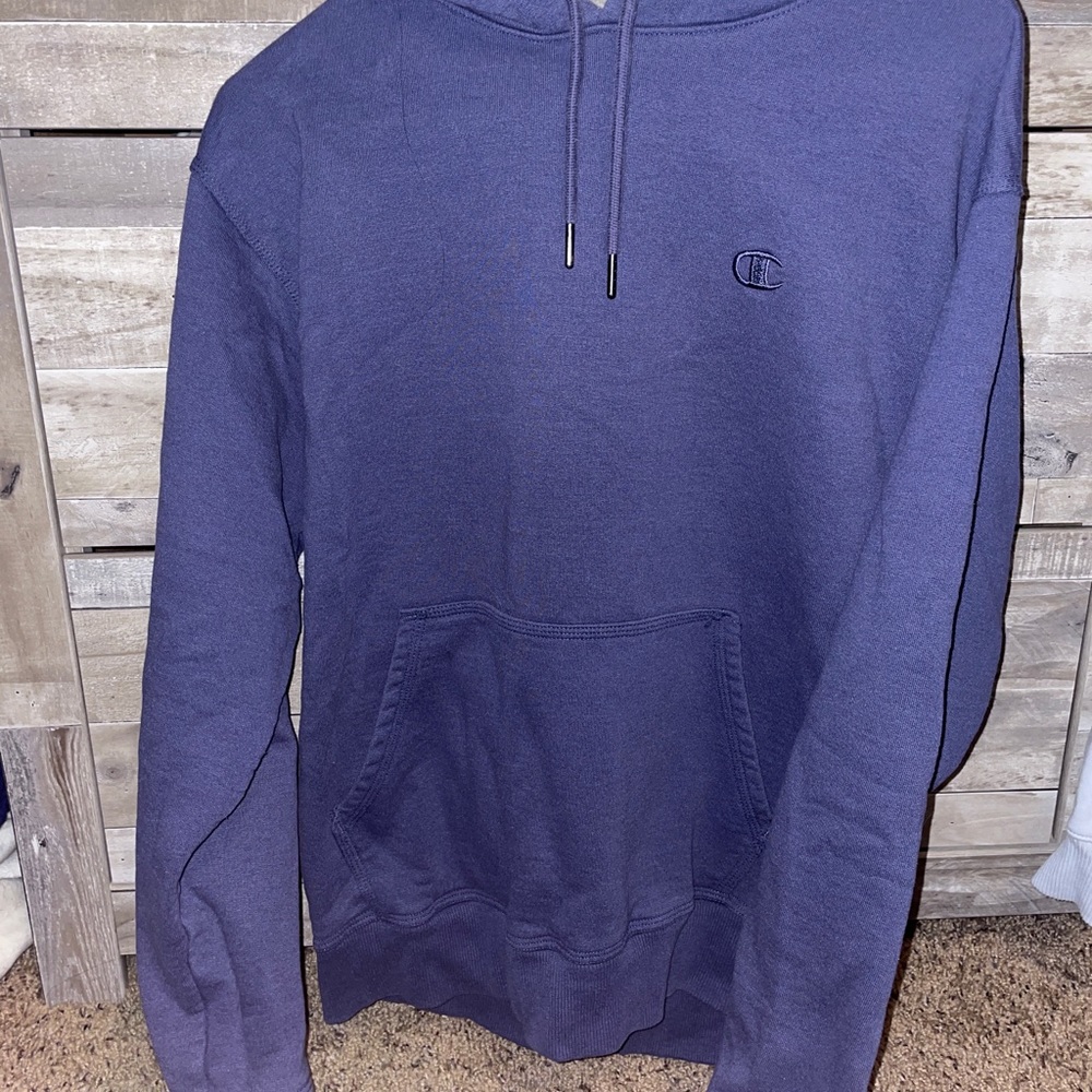 superrrr cute light purple/blue hoodie. perfect condition